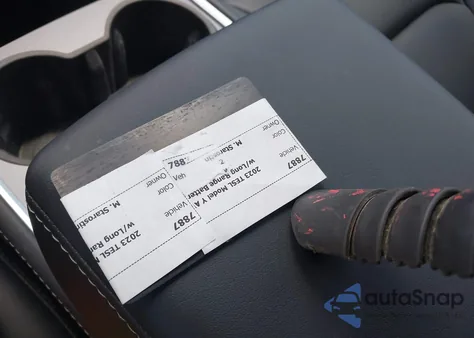 2023 Tesla Model Y Awd/Long Range Dual Motor All-Wheel Drive from USA, damaged, VIN 7SAYGDEE9PA028238